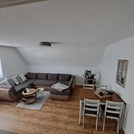 Wunderschoenes 2 Zimmer Apartment Inkl. Parkplatz Asbach  Екстер'єр фото
