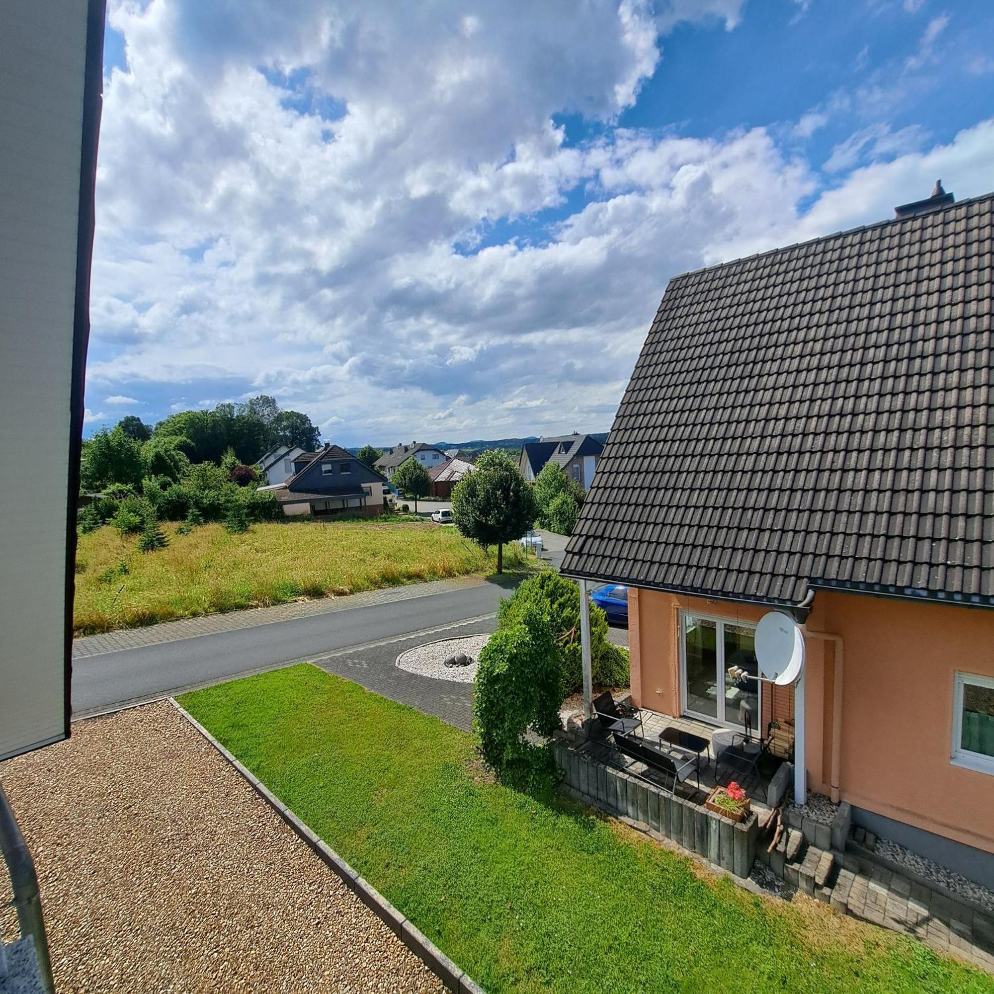 Wunderschoenes 2 Zimmer Apartment Inkl. Parkplatz Asbach  Екстер'єр фото